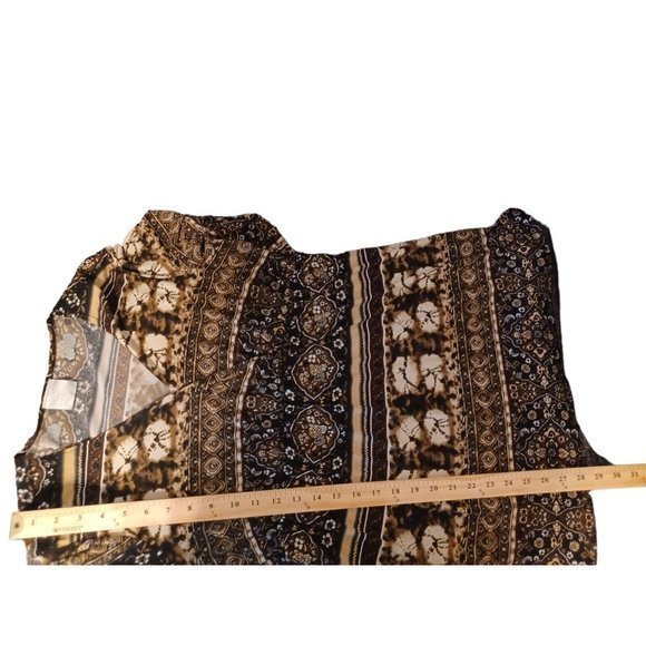 Women's Tailor By‎ B Moss Brown dressy top/blouse no size tag measures M/L - Picture 8 of 16